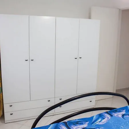2 * Lido Marini